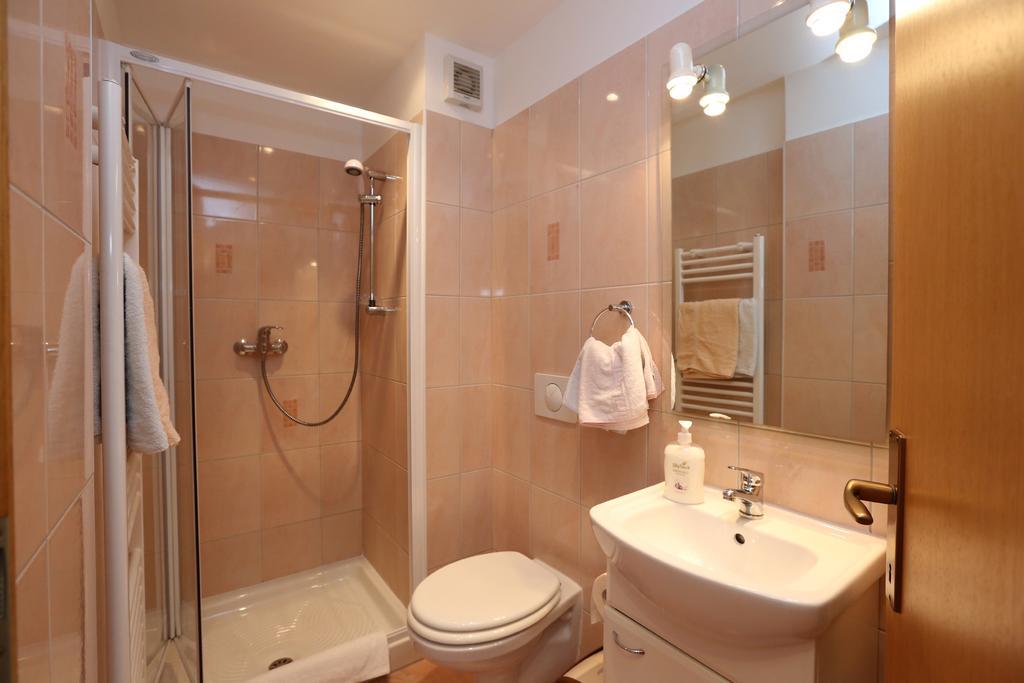 Accommodation Resman Бохин Стая снимка