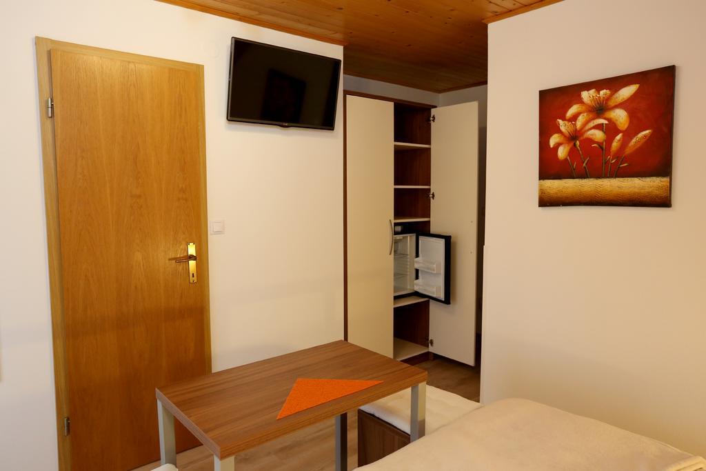 Accommodation Resman Бохин Екстериор снимка