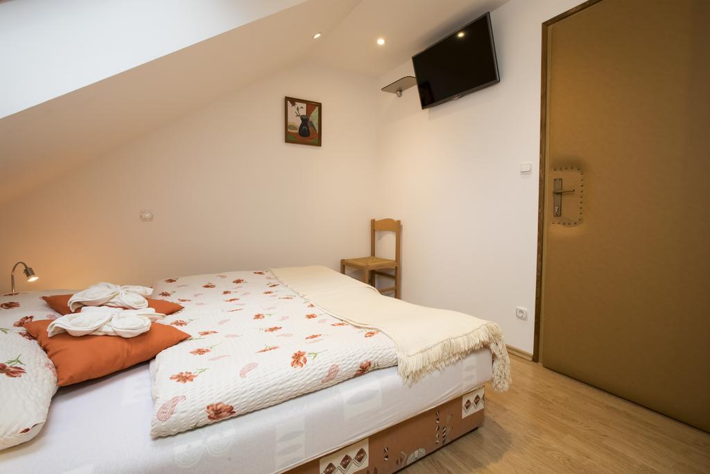 Accommodation Resman Бохин Екстериор снимка